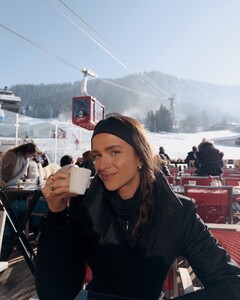 [2025.01.21] helenowen_474535650_18475479694019170_6044618508833261642_n.jpg