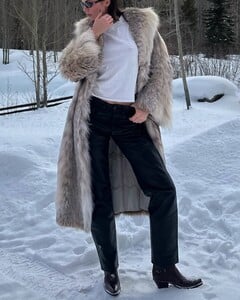 [2025.01.21] kendalljenner_474681194_1362369691795914_6194372409190508441_n.jpg