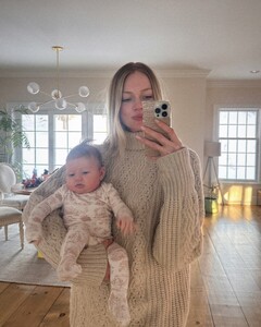 [2025.01.21] lindsellingson_474618757_18482862232043062_6017297925175593593_n.jpg