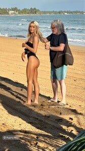[2025.01.22] livvydunne_474677376_18487545214027168_6032079301893118663_n 🍑.jpg