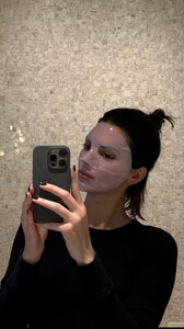[2025.01.26] kendalljenner_475121574_18914772970044931_4708321792352979639_n.jpg