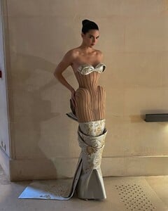 [2025.01.27] kendalljenner_475259656_18915043633044931_7513528274751116277_n.jpg