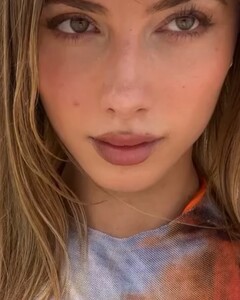 [2025.01.27] scarlett.mayer__475315147_18480869572016169_8414130075317439860_n.jpg