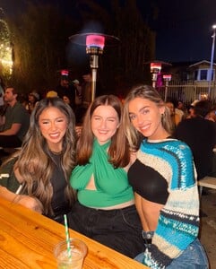 [2025.01.01] elizabethcturner_472357165_18477689722052750_4181874023400551454_n.jpg