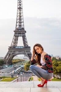 374513742.jpg