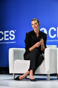 553430031_karlie-8.jpg