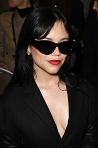 559667807_jenna9-3.jpg