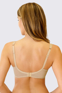564718-775back-.jpg