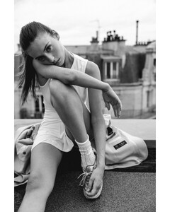 889 (1).jpg