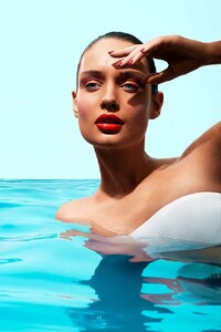 AMBER_GRAY-H20-KATERINA-Shot_01_039.jpg