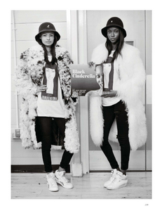 British_Vogue_2014-09-343.thumb.png.a5e4a5d04bae51a1561cc5733e6de7d3.png