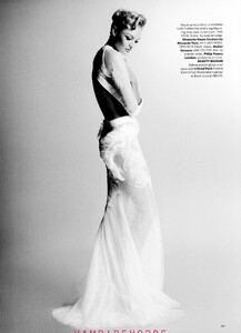 Celebutopia-NET-Candice-Sw-anepoel-HARPERS-BAZAAR(6).thumb.jpg.37e34a365563135fa4f13656a75b2c3a.jpg