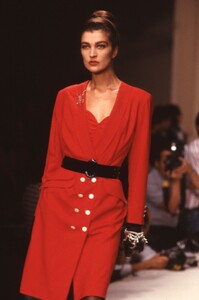 Cerruti_SS1989_ClaireAtkinson_03.jpg