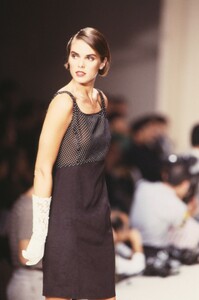 Cerruti_SS1989_MariaJohnson_01.thumb.jpg.a8518e9419411fe448ef2ae73b33d3e3.jpg