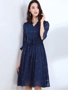 DW-18101038-Leaf-Embroidery-V-Neck-Button-Up-Midi-Dress-2-686x900.jpg
