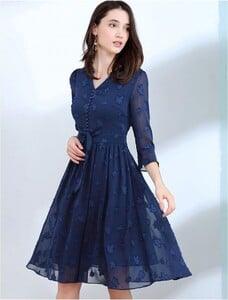DW-18101038-Leaf-Embroidery-V-Neck-Button-Up-Midi-Dress-5-686x900.jpg