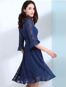 DW-18101038-Leaf-Embroidery-V-Neck-Button-Up-Midi-Dress-9-686x900.jpg