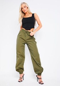 EDITEDGreenparachutecargotrousers_69508.thumb.jpg.ca90d676df9ed6330f2669fda04931b5.jpg