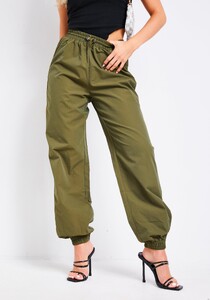 EDITEDGreenparachutecargotrousers_69524.thumb.jpg.73e5d6c3e2f770895fe001b74de43ebb.jpg