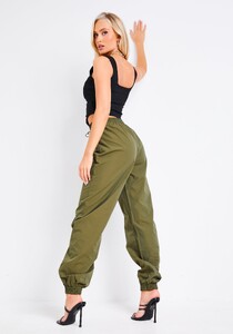 EDITEDGreenparachutecargotrousers_69554.thumb.jpg.11f2e3e955764871a4284dc84dbfd002.jpg