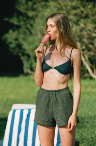 GreenShorts1_1000x.thumb.webp.2d1a33cddb0b15f54a84d664a8a4f97d.webp