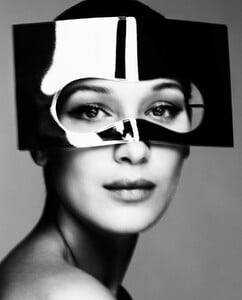 HarpersBazaarUSJune20183.thumb.jpg.22fc36c193958b1d3ff12b07eda9570f.jpg