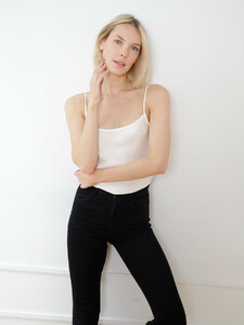 JennySeverynenko1r.thumb.jpg.a37a0128735172bebee052aeb1e5895a.jpg
