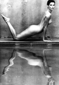 JoanSeverance--SCANHQ_PlayboyTheCelebrities02.thumb.jpg.c97ed85084c46eab9ae042d2deb7830e.jpg