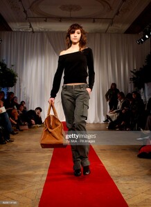 NuriaFernandez f03hamnett--828619196-vtr.jpg
