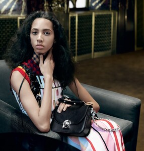 Prada-Spring_Summer_2016-01-Yasmin_Wijnaldum-by-Steven_Meisel.thumb.jpg.5dc98dd68b99a54168717b869318143c.jpg