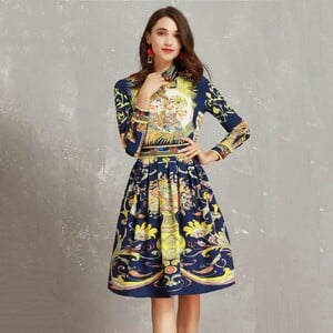 Printemps Eacuteteacute 2019 Nouveau Designer Set Femmes Agrave Manches Longues De Luxe Imprimeacute Perles Diamant Blouse  Genou Longueur Jupe Costume Twinset ali-66956355.jpg
