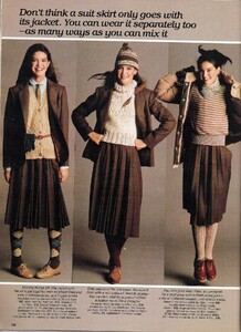 SeventeenAugust1979_PhoebeCates_03.thumb.jpg.448a8d3146fee27067426f2b52ad7ad1.jpg