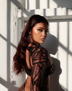 Sofia_Jamora_in_lingerie_12-30-2024__6_.jpg