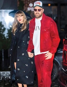 Taylor Swift - InTouch [2025.01.20] 2.jpg