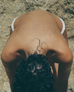 TheWildsCampaign.CreativeDirection-NeverFarStudiosProduction-NeverFarStudiosClientFounder-@robrahman-alent-@isabellaelei@whoiskryssProductionAssist-@jo(3).thumb.jpg.381901ed7517c06c6da6497ab720ad2d.jpg