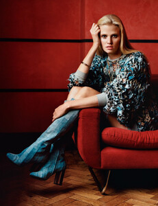 VOGUE_956-936.thumb.jpg.6eaffde03ee666bb5b13ce4a7f5d8d57.jpg