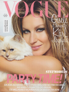 Vogue-Brazil-12-2014.thumb.jpg.64f8f963c818bc2ee97b436e5964bbd2.jpg