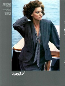 VogueItaliaFebruary1984(2)072.thumb.jpg.8f2f51e4ec269734f01a6ef8ad184d5f.jpg