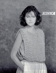 VogueItaliaFebruary1984(2)168.thumb.jpg.6f5f938ab968e2f9c2a529e1611563a3.jpg