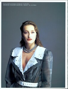 VogueItaliaFebruary1984(2)188.thumb.jpg.40e5f49747b435bd07d9bb65b07b269a.jpg