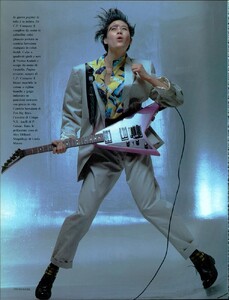 Vogue Italia February 1984 (2) 332.jpg