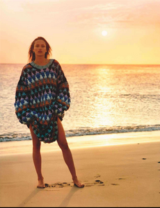 VogueUK2012-05-196.thumb.png.473bd5491036177b6270617612dd27b7.png