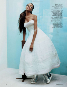 Vogue_uk_2012-10-292.thumb.png.5194161f3deae768232b443e6a4c5aa2.png