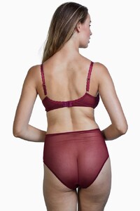 deja-day-full-bust-bra-deja-day-emma-merlot-ultimate-comfort-wireless-bra-15576179900464_1024x1024__42909.jpg