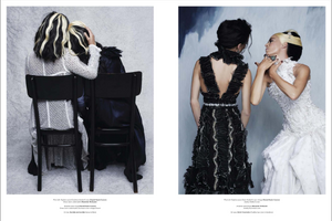 dress_reversal_03.thumb.png.1a62e17f23d2921c29f196105f15c529.png