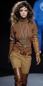 f04dirkBikkembergs-ybrlargbrCpulpGhenea-.thumb.jpg.2e37b8c7f865a80788a1a342e12c53dc.jpg