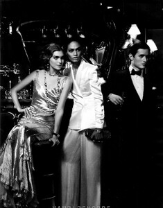 fashion_scans_remastered-various_models-elle_usa-march_2012-scanned_by_vampirehorde-hq-4.thumb.jpg.e7d93c1668e5e5403ca5c5cae87e9bd5.jpg