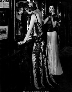 fashion_scans_remastered-various_models-elle_usa-march_2012-scanned_by_vampirehorde-hq-7.thumb.jpg.d905a294104303233058ecded440a8dd.jpg
