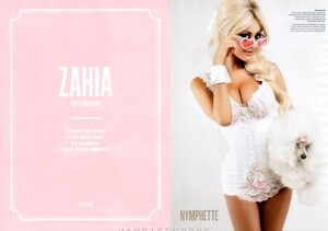 fashion_scans_remastered-zahia_dehar-v-issue_76-scanned_by_vampirehorde-hq-1.thumb.jpg.85357509800c95423eaed5fe53e17c96.jpg
