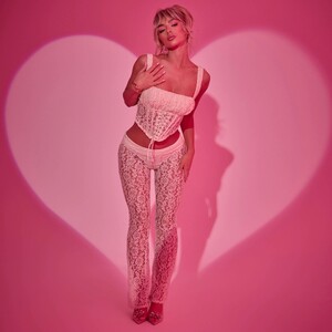 female-pink-valentines-heart-print-long-sleeve-shirt-&-trouser-pj-set.jpg